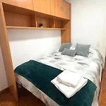 Lejlighed Residencial Leyra, Piso Centrico De 6 Habitaciones, 8 Camas *