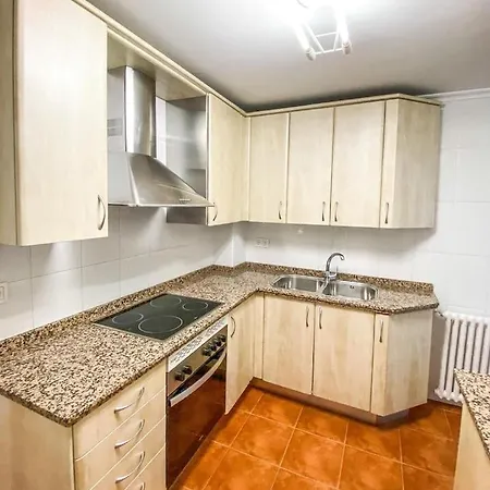 Apartmán Residencial Leyra, Piso Centrico De 6 Habitaciones, 8 Camas