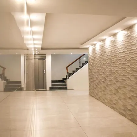 Residencial Leyra, Piso Centrico De 6 Habitaciones, 8 Camas Apartmán *