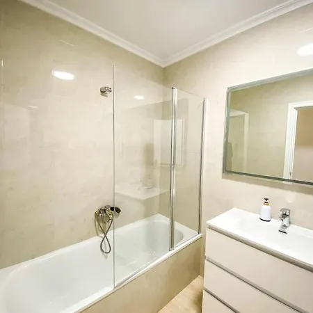 Apartmán Residencial Leyra, Piso Centrico De 6 Habitaciones, 8 Camas Salamanka