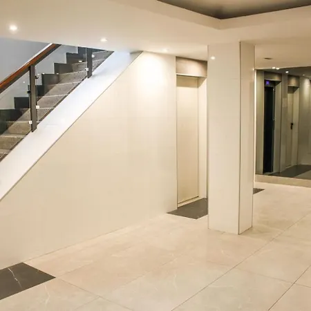 Residencial Leyra, Piso Centrico De 6 Habitaciones, 8 Camas Salamanka