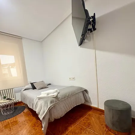 Residencial Leyra, Piso Centrico De 6 Habitaciones, 8 Camas アパート *