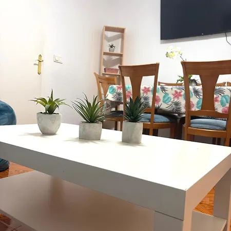 Residencial Leyra, Piso Centrico De 6 Habitaciones, 8 Camas Apartmán Salamanka