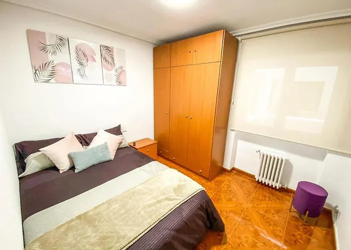 아파트 Residencial Leyra, Piso Centrico De 6 Habitaciones, 8 Camas *