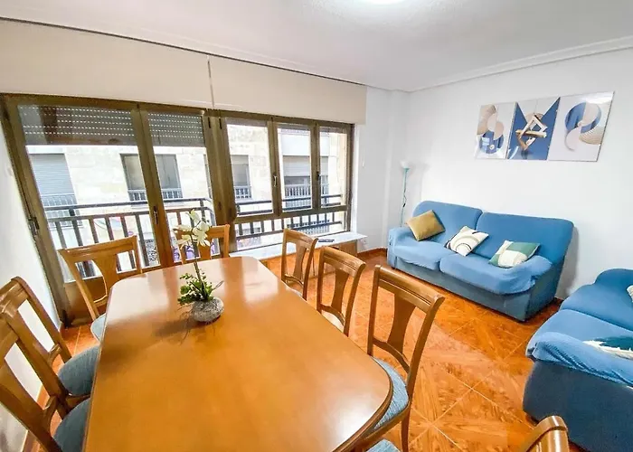 Residencial Leyra, Piso Centrico De 6 Habitaciones, 8 Camas 아파트 살라망카