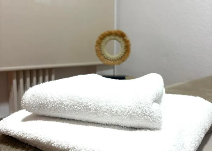 Residencial Leyra, Piso Centrico De 6 Habitaciones, 8 Camas 아파트 *